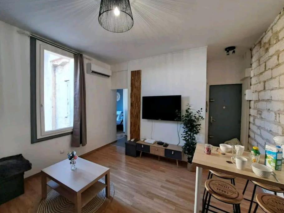 Logement Cosy Pour 4, Wifi, Centre Ville Montpellier Eksteriør billede